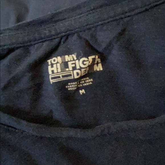 tommy hilfiger short sleeve crop top - Picture 2 of 3